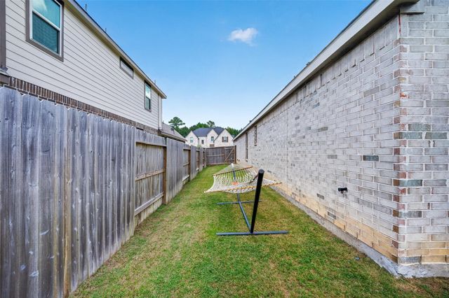 29014 Red Loop Drive, New Caney, TX 77357