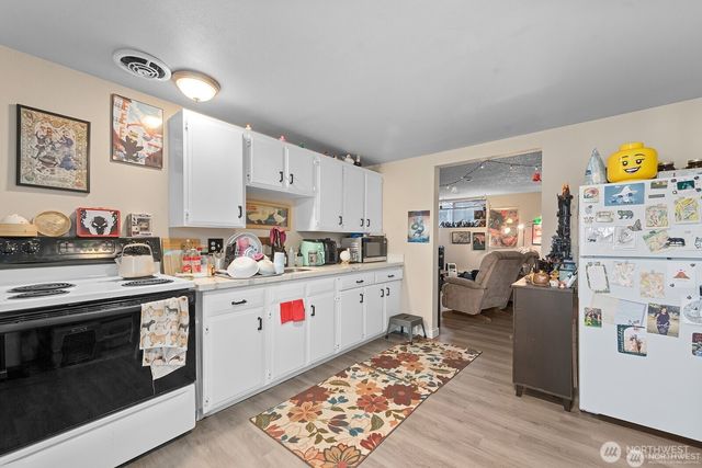 15328 40th Avenue W, Lynnwood, WA 98087