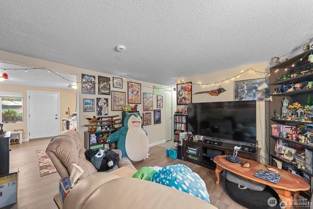 15328 40th Avenue W, Lynnwood, WA 98087