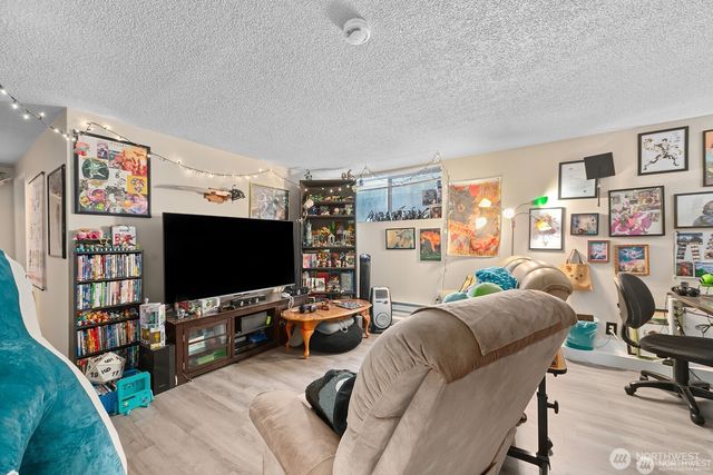 15328 40th Avenue W, Lynnwood, WA 98087