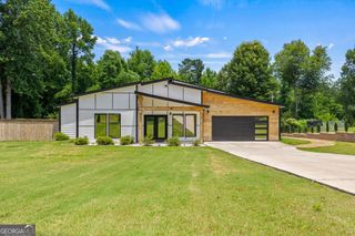 90 Mckown Road, Fayetteville, GA 30214
