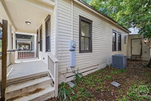 604 W 40th Street, Savannah, GA 31415