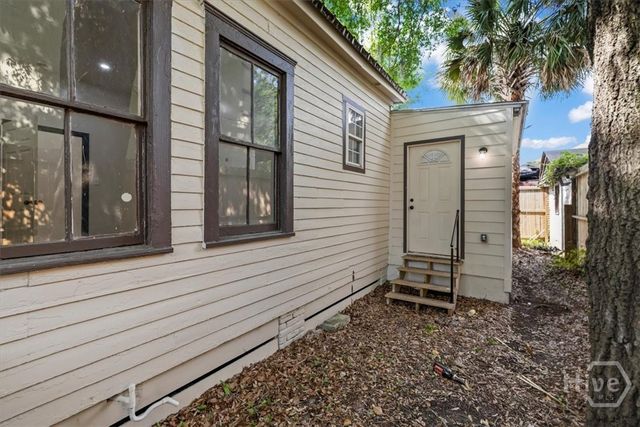 604 W 40th Street, Savannah, GA 31415