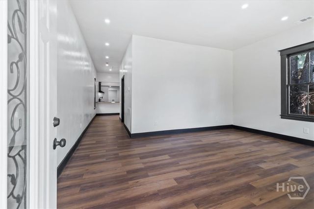 604 W 40th Street, Savannah, GA 31415