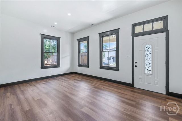 604 W 40th Street, Savannah, GA 31415