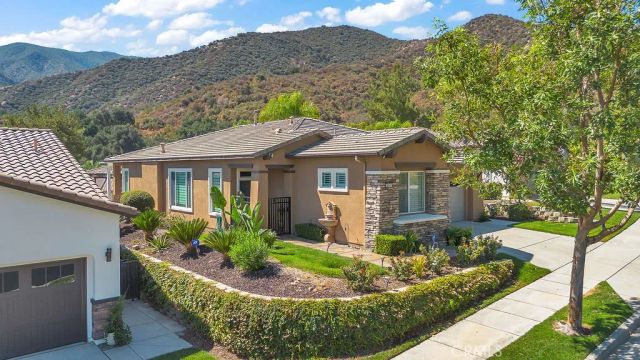 9251 Hughes, Corona, CA 92883