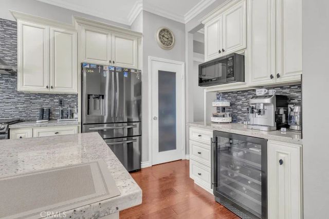 9251 Hughes, Corona, CA 92883