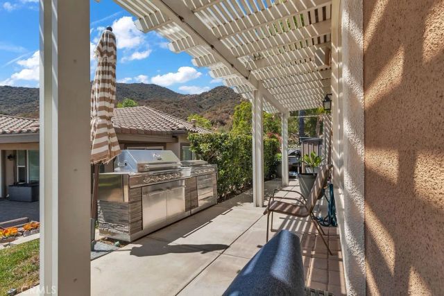 9251 Hughes, Corona, CA 92883