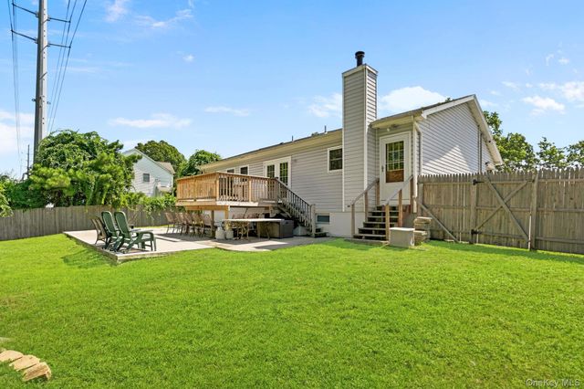 29 Moriches Middle Island Road, Shirley, NY 11967