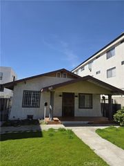 527 N Hobart Boulevard, Los Angeles, CA 90004