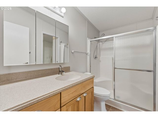 50 HERITAGE Blvd, Longview, WA 98632