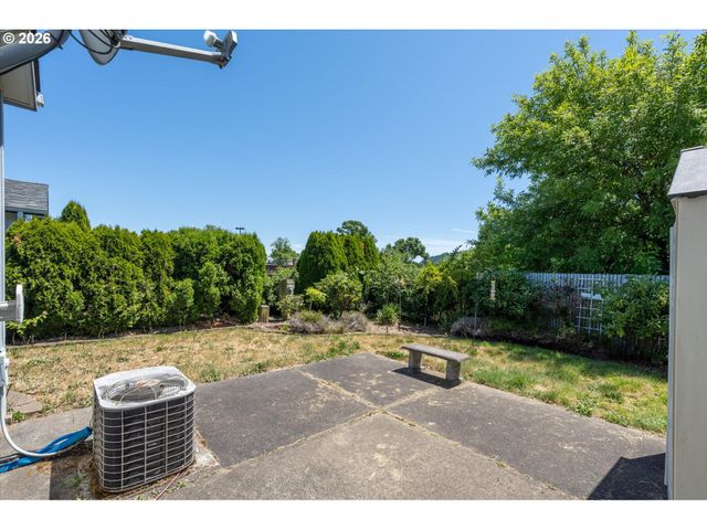 50 HERITAGE Blvd, Longview, WA 98632