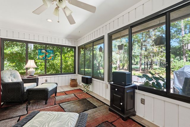 6 Shadewood Ln, Hilton Head Island, SC 29926