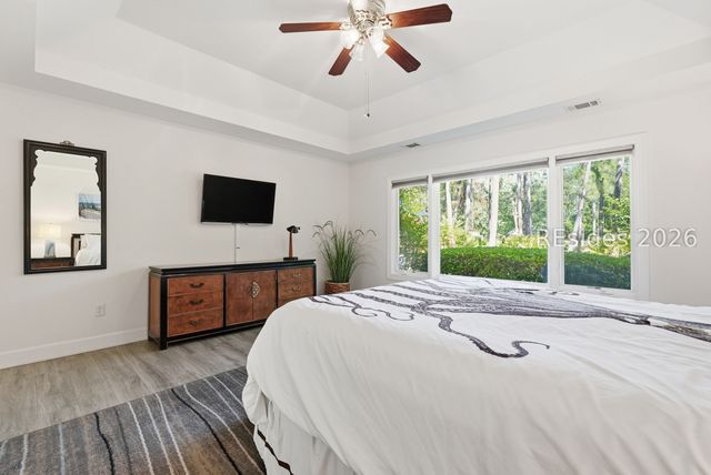 6 Shadewood Ln, Hilton Head Island, SC 29926