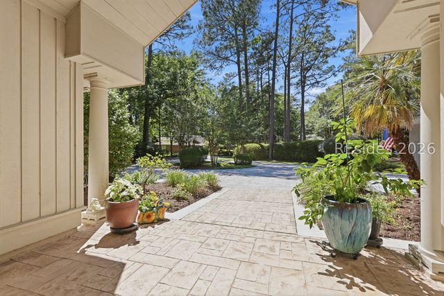 6 Shadewood Ln, Hilton Head Island, SC 29926