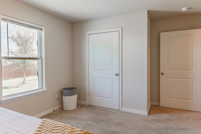 120 Hillcrest Lane, Decatur, TX 76234