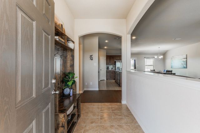 120 Hillcrest Lane, Decatur, TX 76234