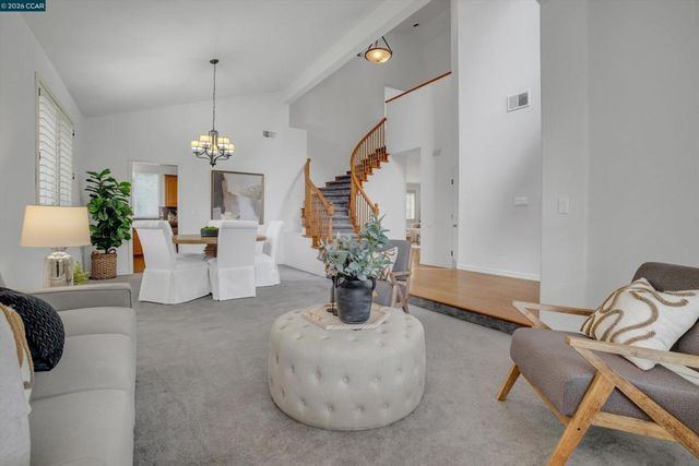 1932 Medicine Mountain Ct, Antioch, CA 94531