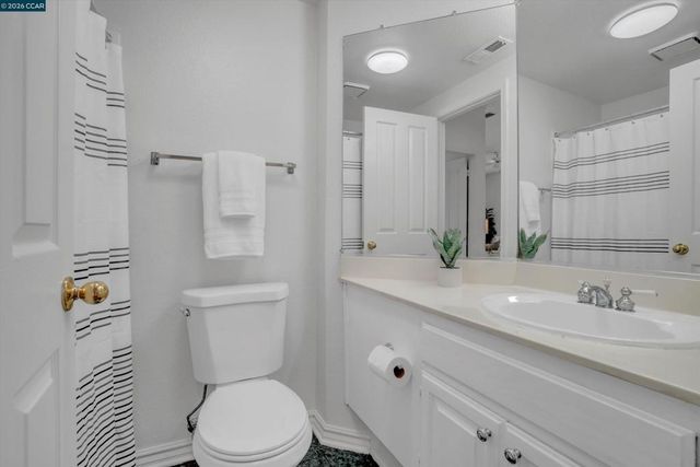 1932 Medicine Mountain Ct, Antioch, CA 94531