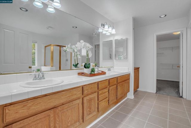 1932 Medicine Mountain Ct, Antioch, CA 94531