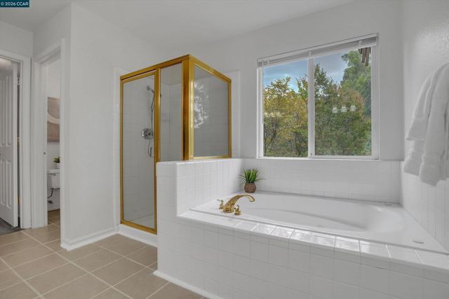 1932 Medicine Mountain Ct, Antioch, CA 94531