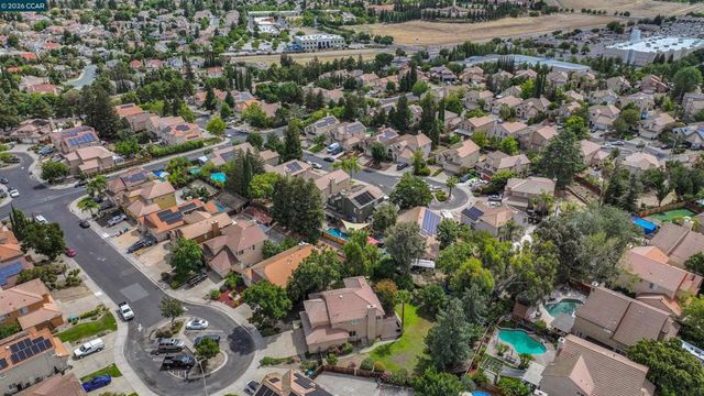 1932 Medicine Mountain Ct, Antioch, CA 94531