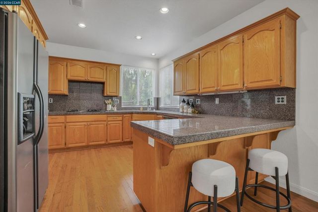 1932 Medicine Mountain Ct, Antioch, CA 94531