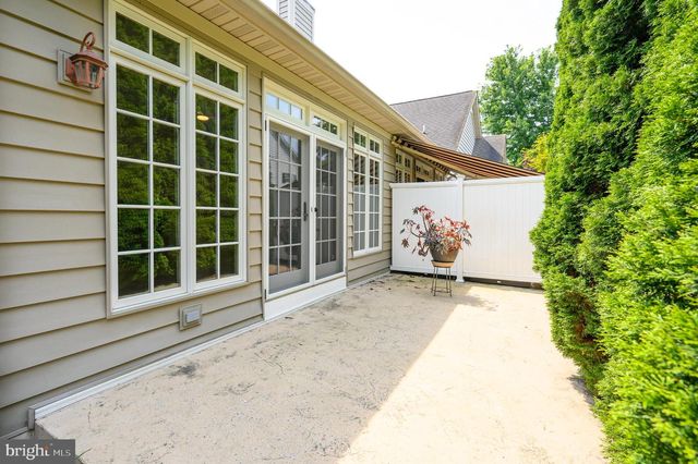 13025 HAWKINS CIR, Hagerstown, MD 21742