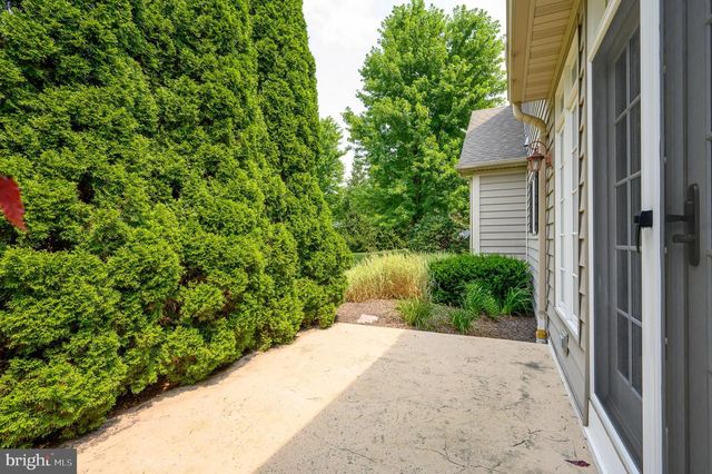 13025 HAWKINS CIR, Hagerstown, MD 21742