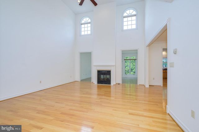 13025 HAWKINS CIR, Hagerstown, MD 21742