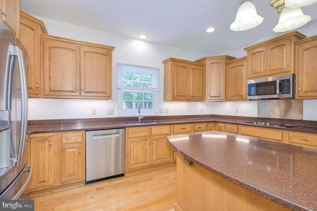 13025 HAWKINS CIR, Hagerstown, MD 21742