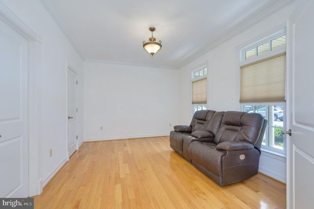 13025 HAWKINS CIR, Hagerstown, MD 21742