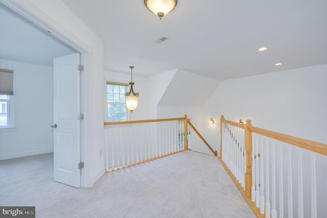 13025 HAWKINS CIR, Hagerstown, MD 21742