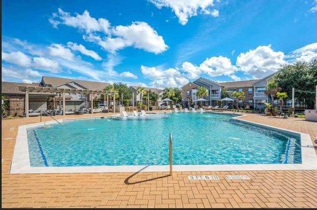 529 Barker Clodine Road Juniper, Houston, TX 77094