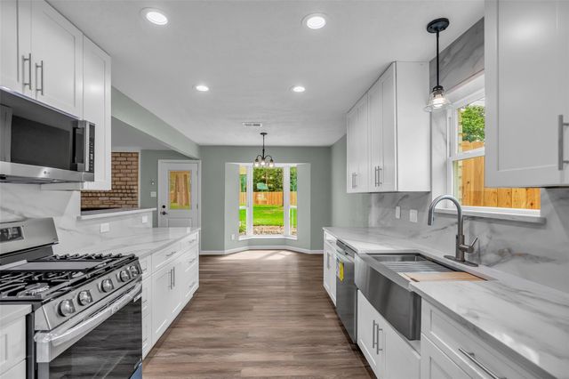 24614 Moorgate Lane, Houston, TX 77336