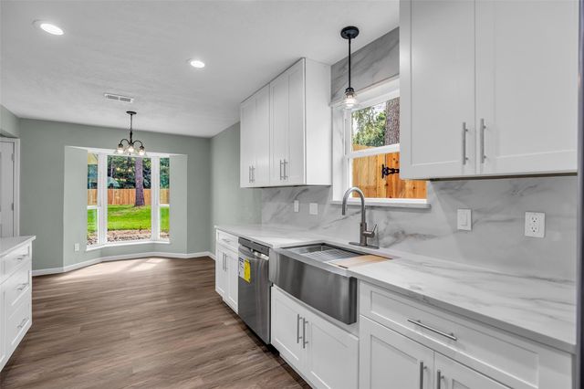 24614 Moorgate Lane, Houston, TX 77336
