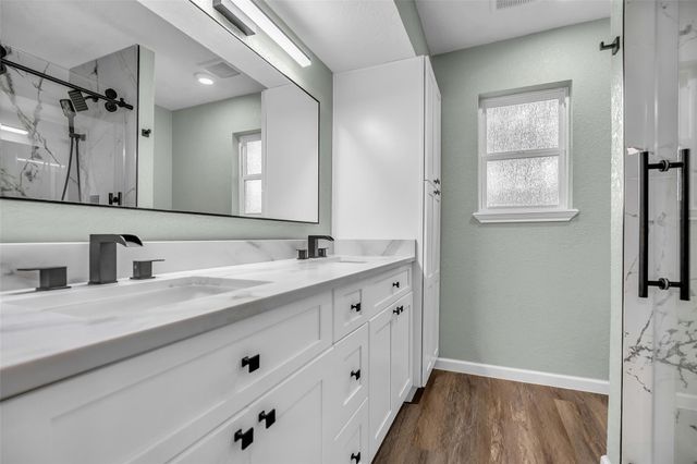 24614 Moorgate Lane, Houston, TX 77336