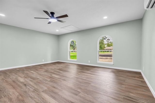 24614 Moorgate Lane, Houston, TX 77336