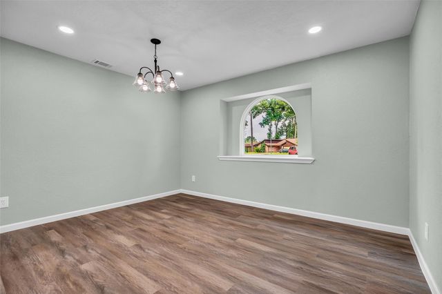 24614 Moorgate Lane, Houston, TX 77336