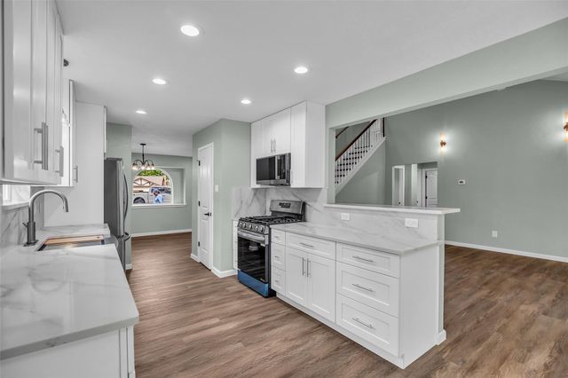 24614 Moorgate Lane, Houston, TX 77336
