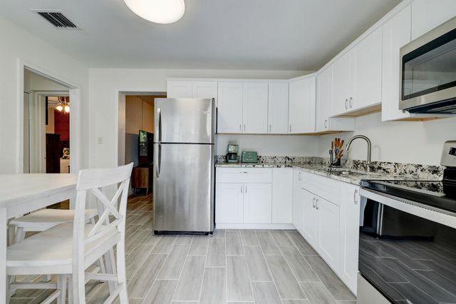 125 S 10th Street, Fort Pierce, FL 34950