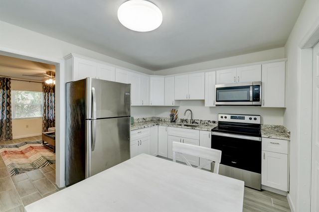 125 S 10th Street, Fort Pierce, FL 34950