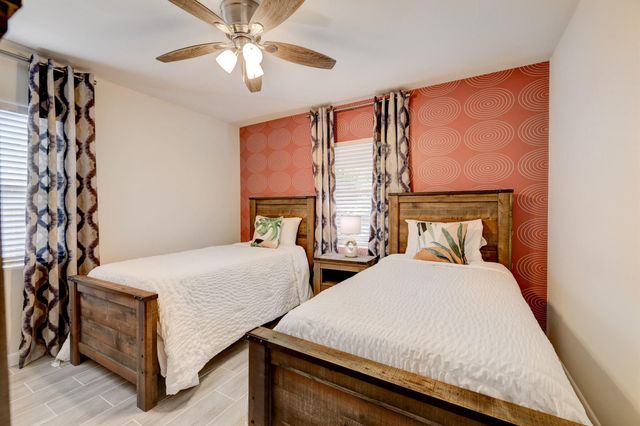 125 S 10th Street, Fort Pierce, FL 34950