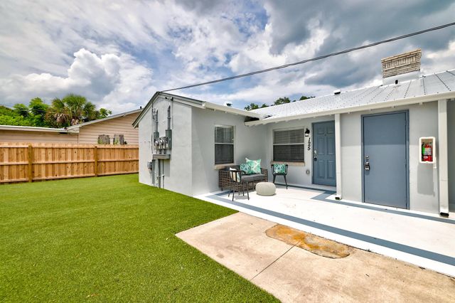 125 S 10th Street, Fort Pierce, FL 34950