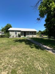 40 W 30th Street, San Angelo, TX 76903