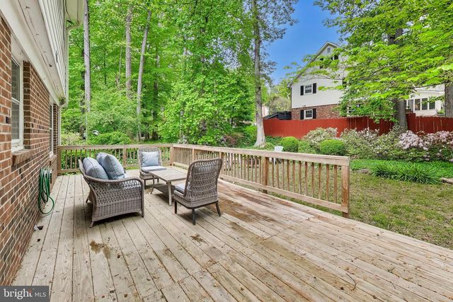 6820 COLBURN DR, Annandale, VA 22003