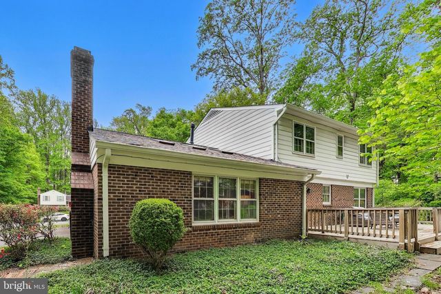 6820 COLBURN DR, Annandale, VA 22003