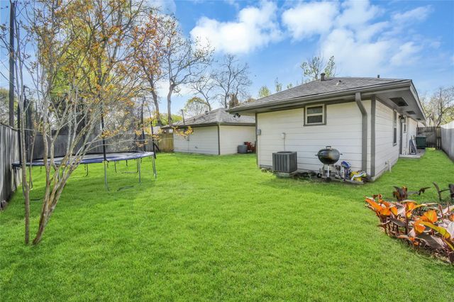 6218 Indigo Street, Houston, TX 77074