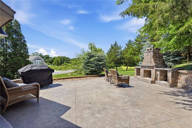 19505 W 110th Street, Olathe, KS 66061