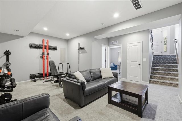 19505 W 110th Street, Olathe, KS 66061